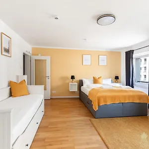 Pineapple Studio-apartment Am Zwinger Dresden