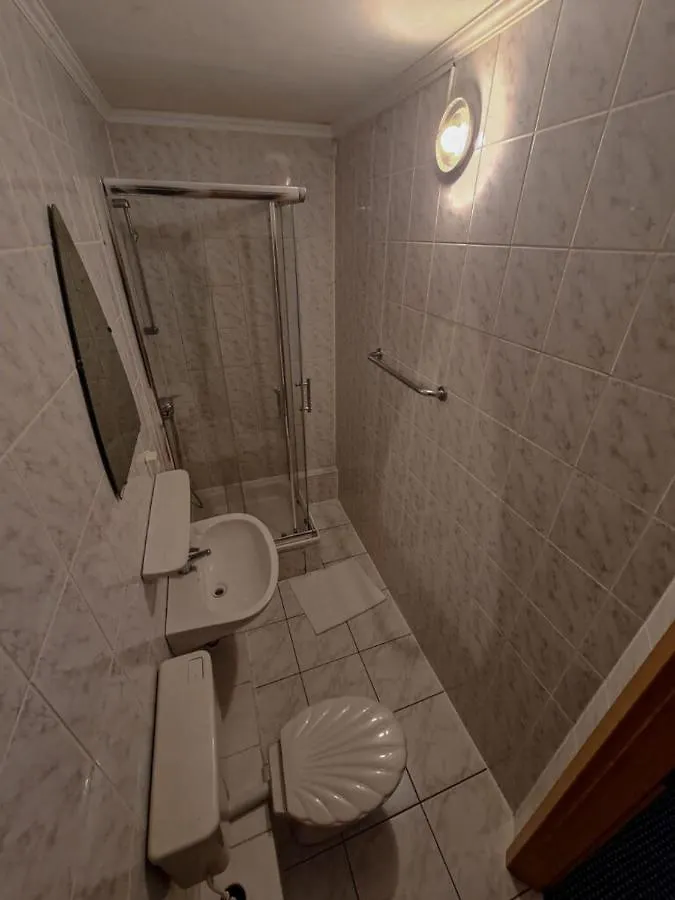 Tyros Hotel Und Gaestehaus Am Weidendamm Hannover